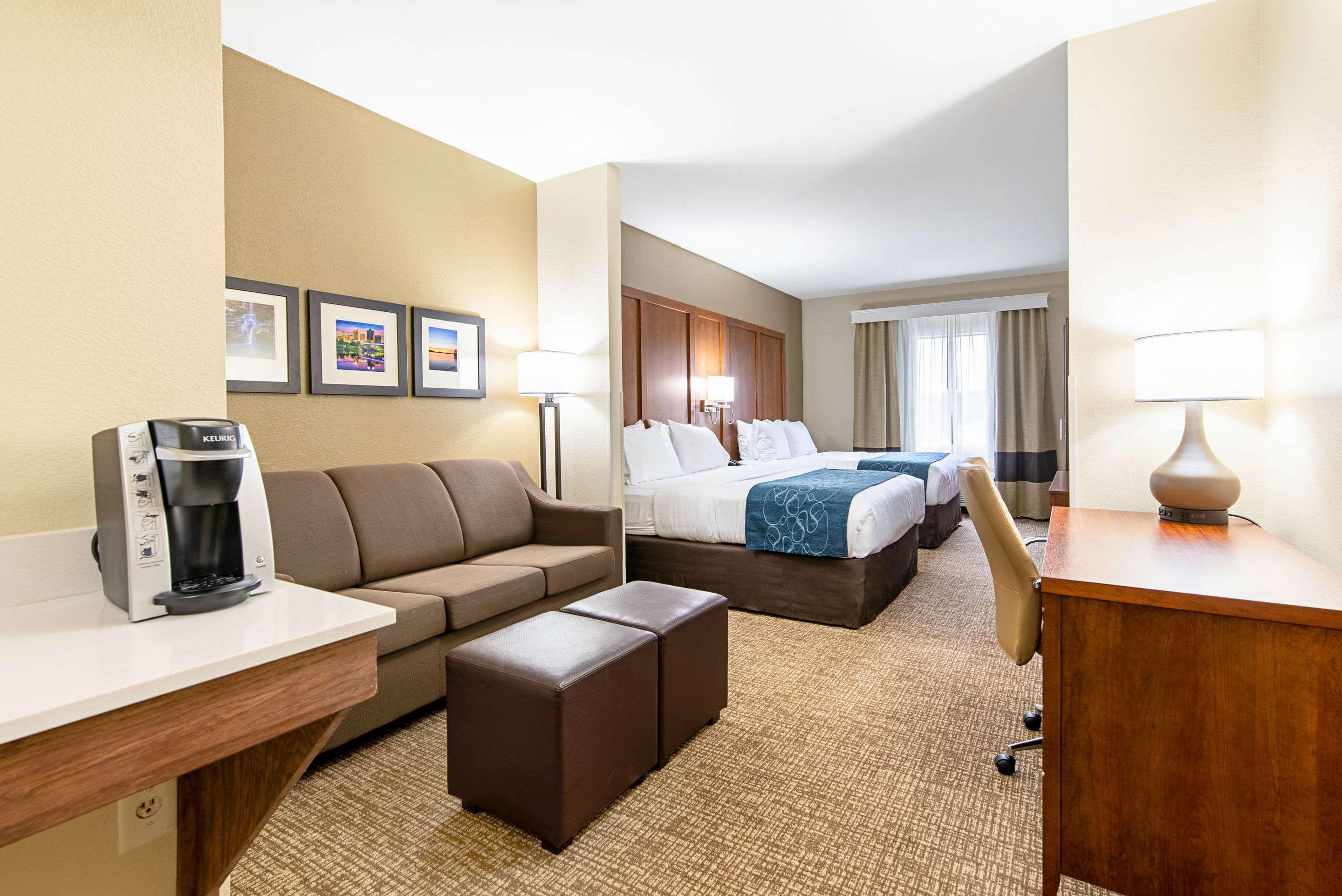 Comfort Inn & Suites Pine Bluff Ngoại thất bức ảnh