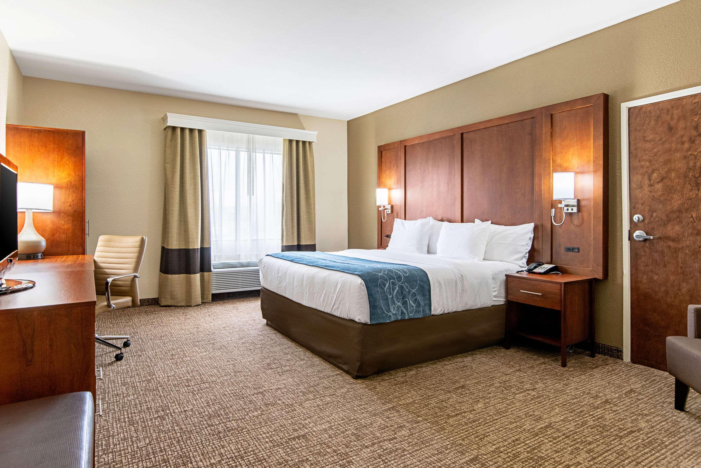 Comfort Inn & Suites Pine Bluff Ngoại thất bức ảnh