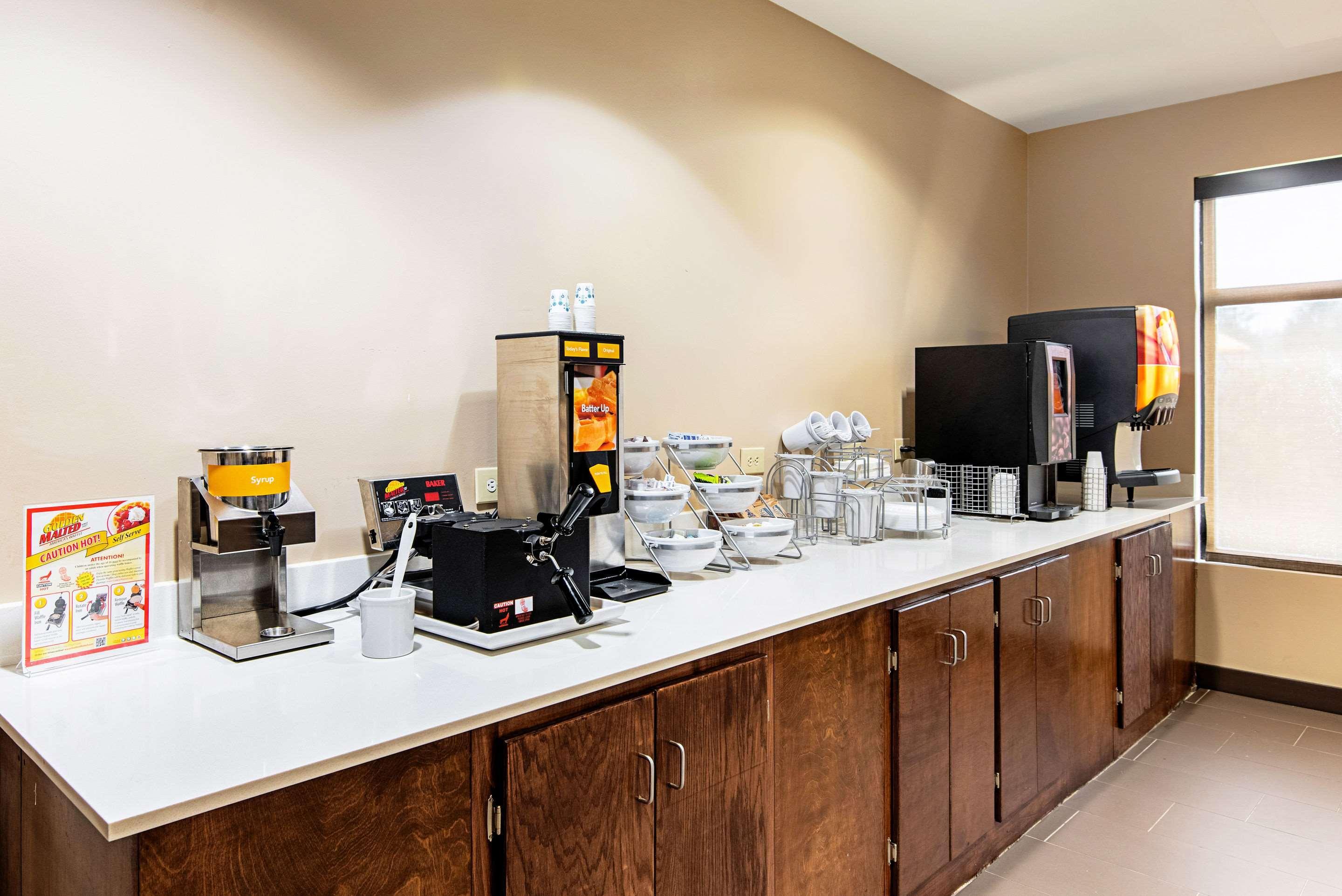 Comfort Inn & Suites Pine Bluff Ngoại thất bức ảnh