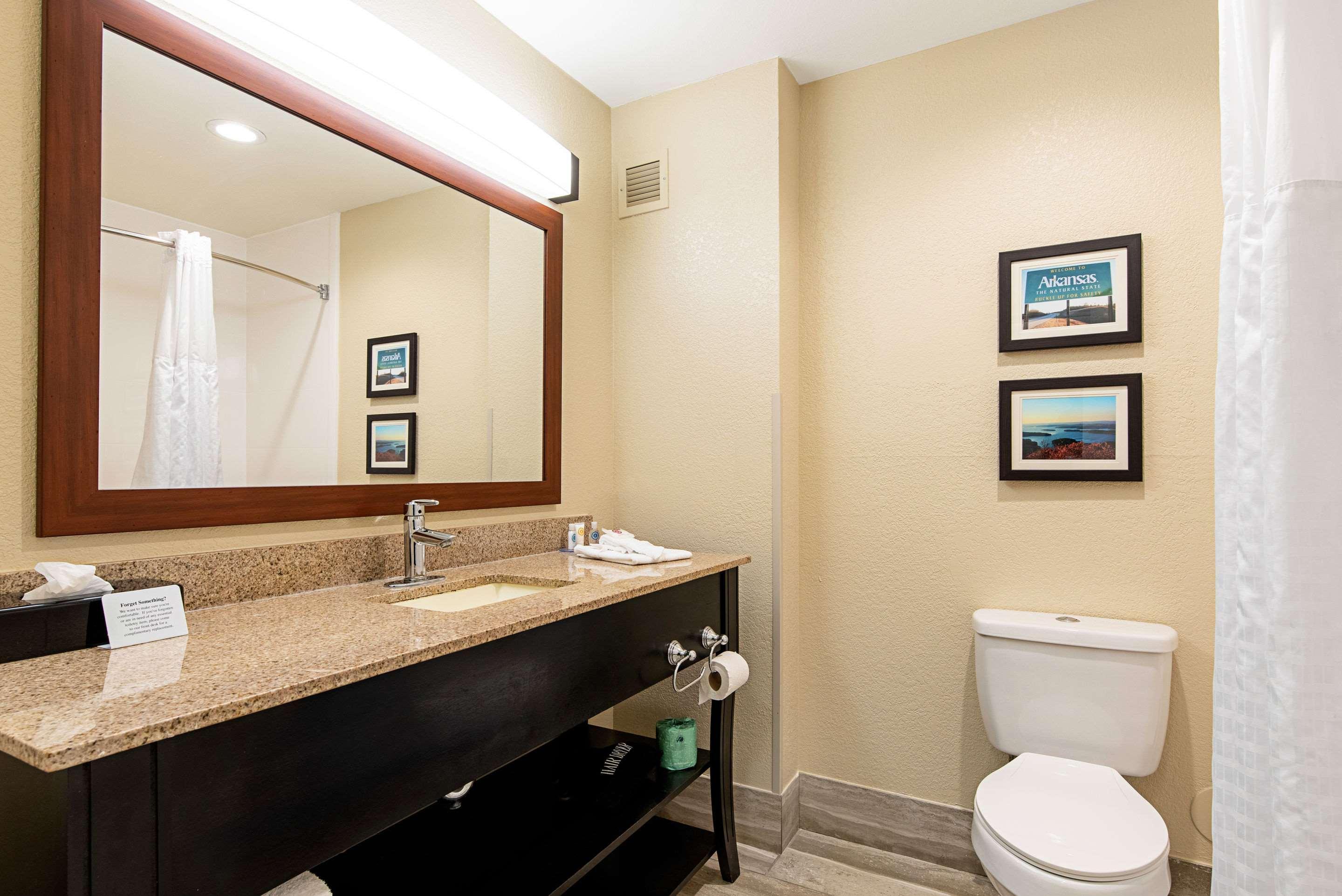 Comfort Inn & Suites Pine Bluff Ngoại thất bức ảnh
