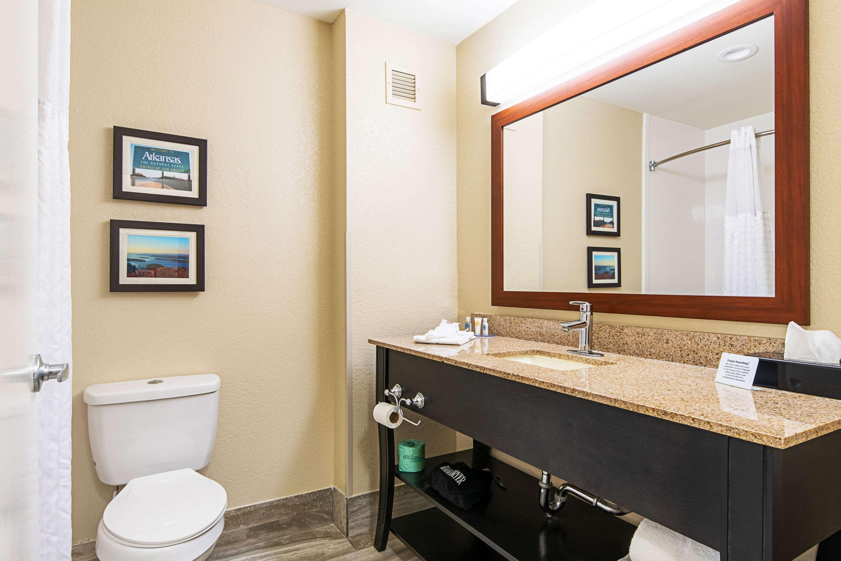 Comfort Inn & Suites Pine Bluff Ngoại thất bức ảnh