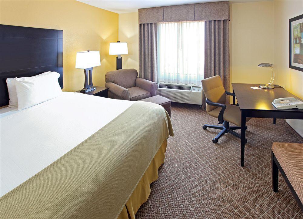 Comfort Inn & Suites Pine Bluff Phòng bức ảnh