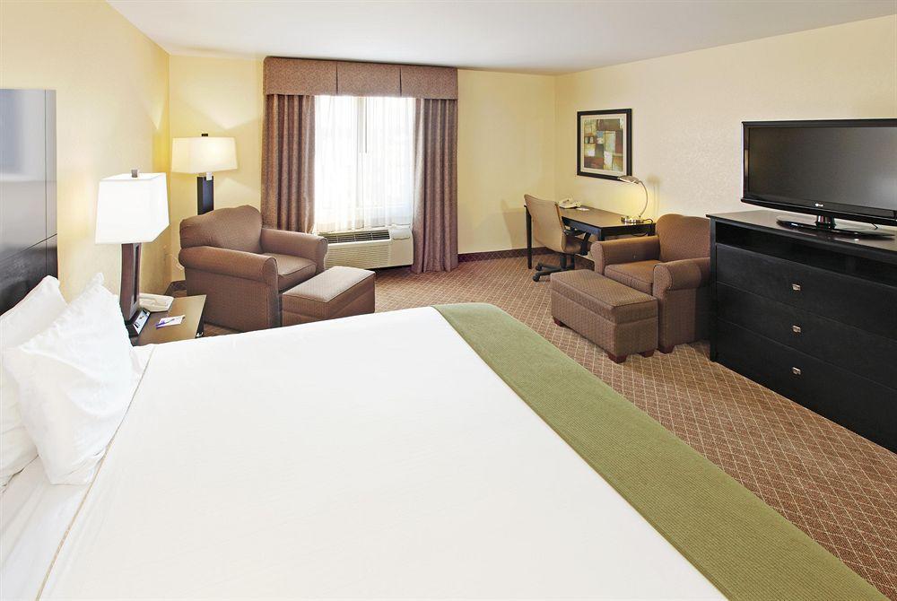 Comfort Inn & Suites Pine Bluff Phòng bức ảnh