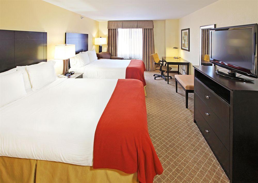 Comfort Inn & Suites Pine Bluff Ngoại thất bức ảnh